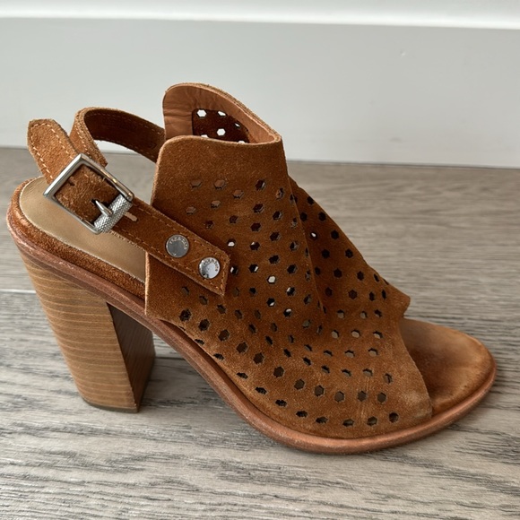 Rag & Bone Wyatt Perforated Suede Sandal, Tan - Picture 5 of 11